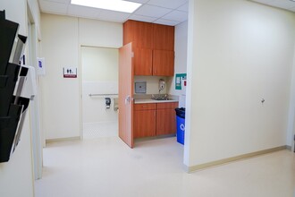 1903 Doctors Hospital Dr, Bridgeport, TX for sale Interior Photo- Image 2 of 2