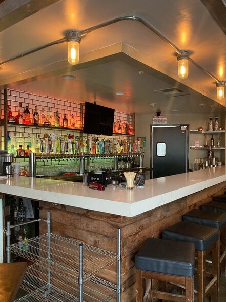 13020 Pacific Promenade, Playa Vista, CA for lease - Interior Photo - Image 3 of 38