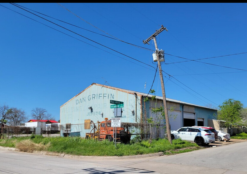 2933 Alcannon Ave, Fort Worth, TX for lease - Primary Photo - Image 1 of 7