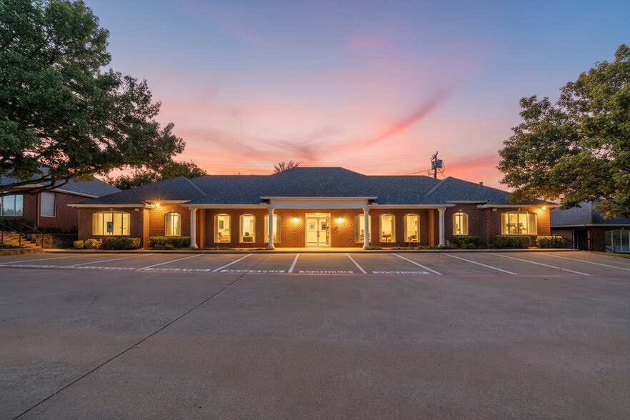 120 S Village Center Rd, Southlake, TX for lease - Building Photo - Image 1 of 18