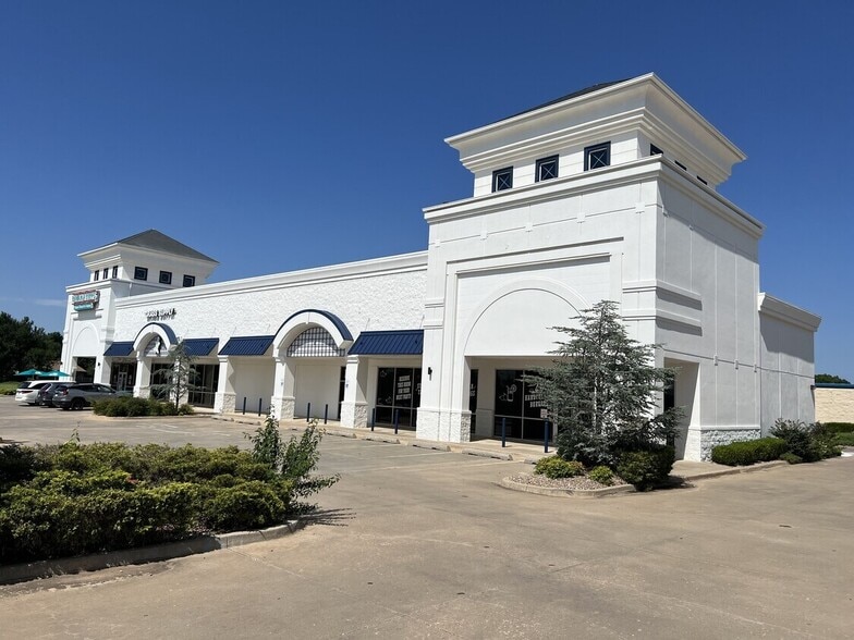 1420 N Kelly Ave, Edmond, OK for lease - Building Photo - Image 3 of 4