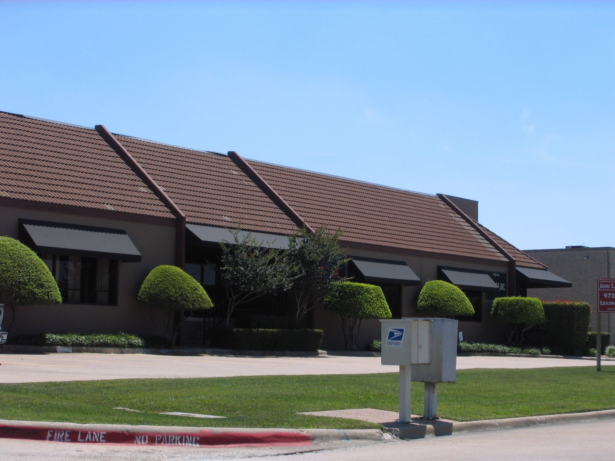 4545-4551 Westgrove Dr, Addison, TX for lease Building Photo- Image 1 of 3