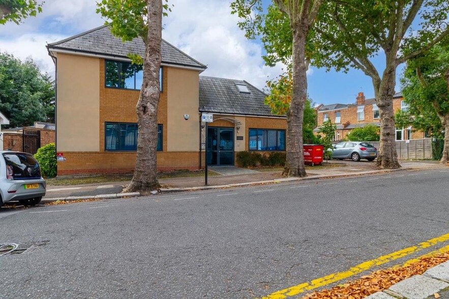 2-4 Woodberry Grove, London for sale - Primary Photo - Image 1 of 1