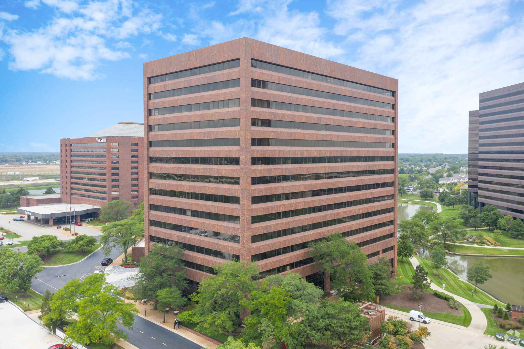 500 Park Blvd, Itasca, IL 60143 - Office for Lease | LoopNet.com