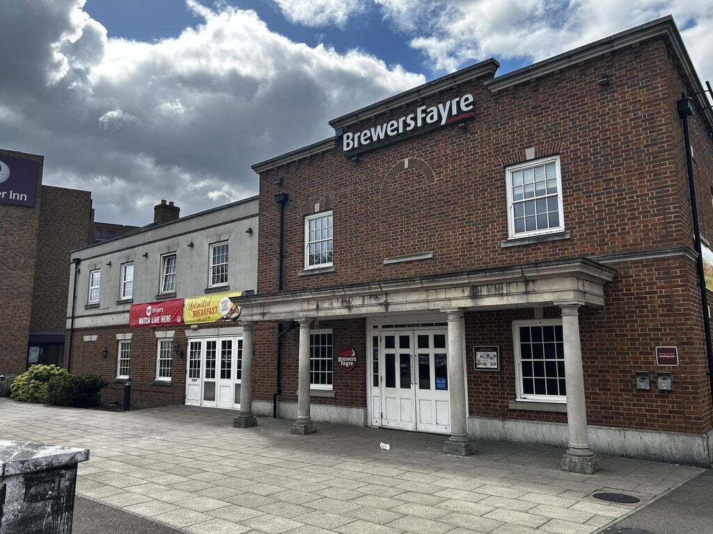 2 New Rd, Dagenham for sale Building Photo- Image 1 of 28