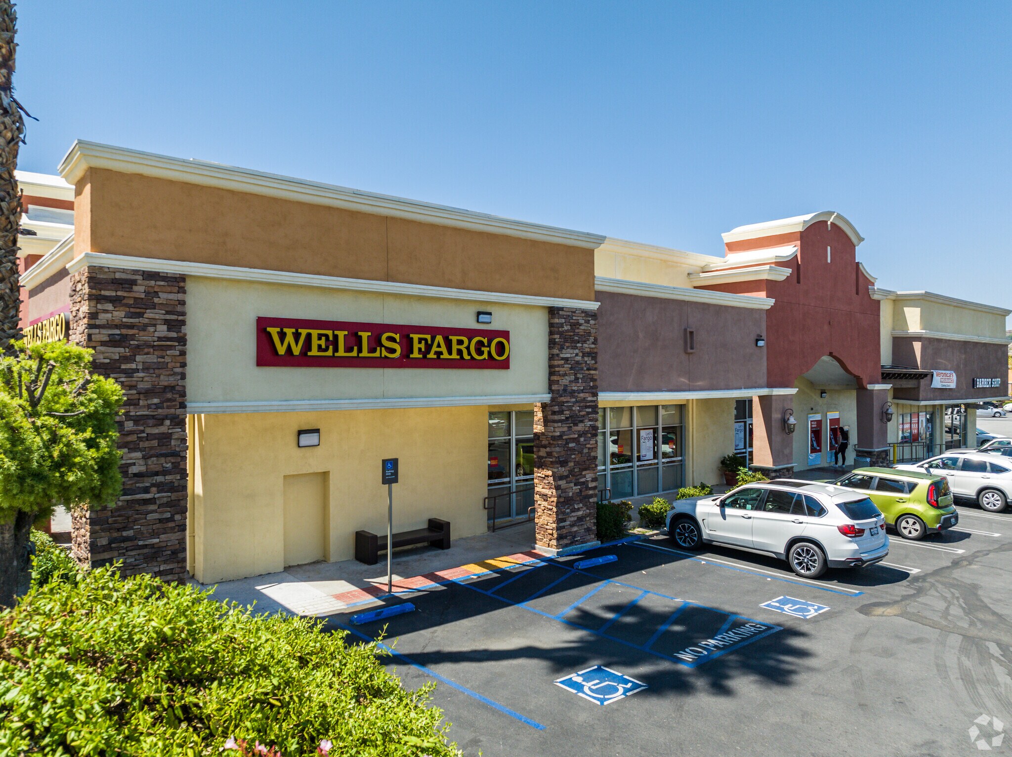 1931719415 Soledad Canyon Rd, Santa Clarita, CA 91351 Canyon Center