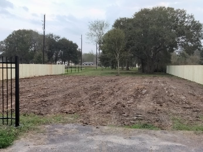 542 N. Pine, Arcola, TX for sale - Primary Photo - Image 1 of 1