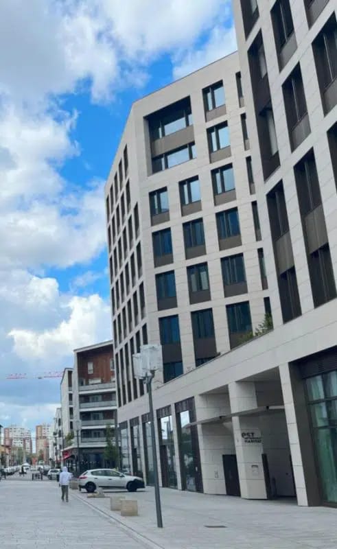 55 Rue De La Soie, Villeurbanne for lease Building Photo- Image 1 of 7