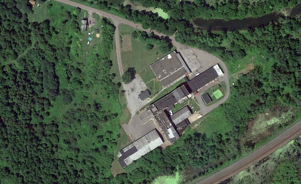 8686 Hills Rd, Lyons, NY for sale - Building Photo - Image 1 of 1