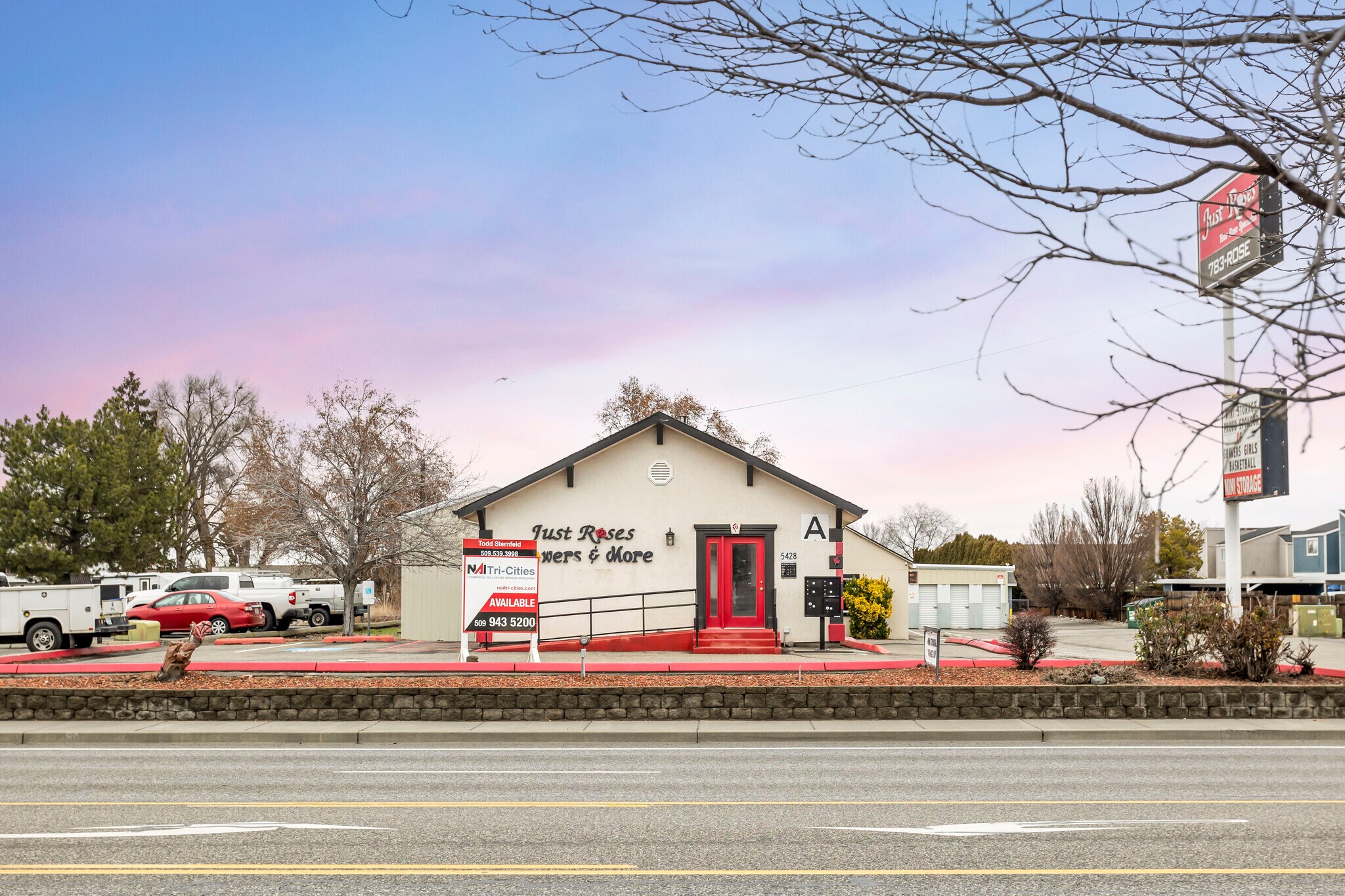 5428 W Clearwater Ave, Kennewick, WA for sale Building Photo- Image 1 of 1