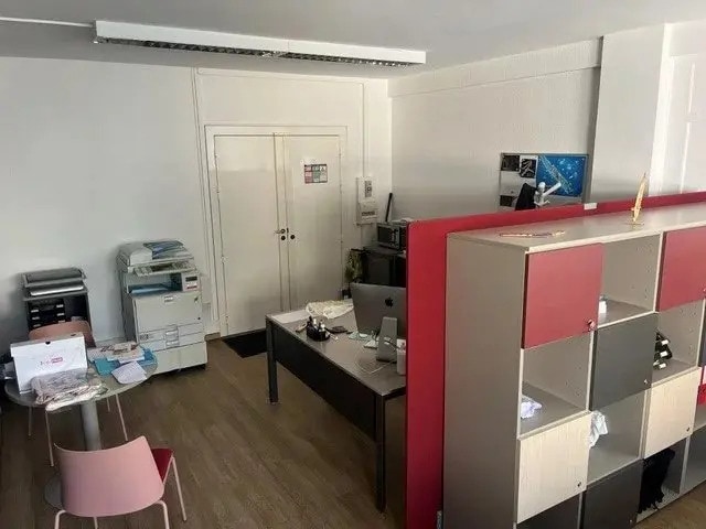 Office in Nice for lease - Interior Photo - Image 3 of 3