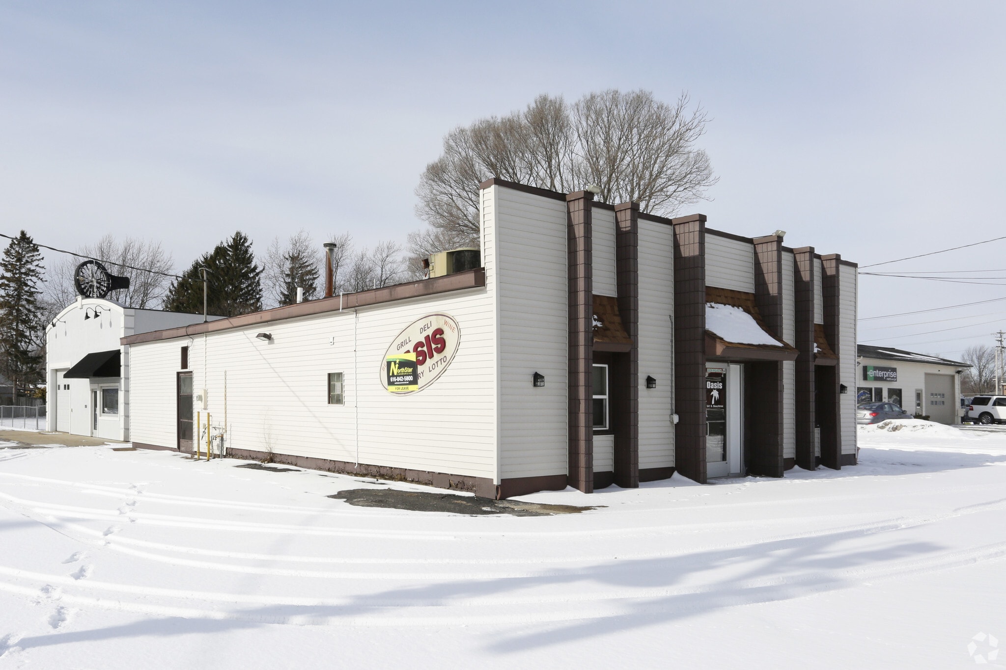 541 S Beechtree St, Grand Haven, MI for sale Primary Photo- Image 1 of 1