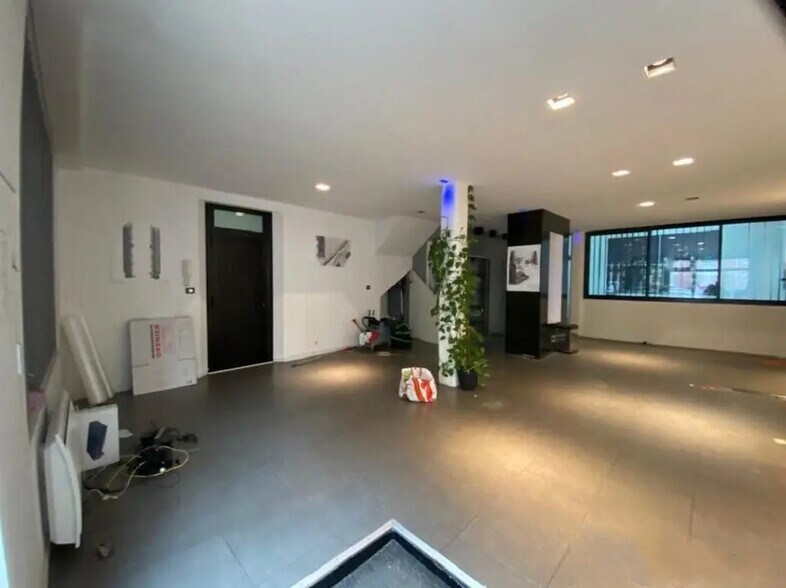 Office in Le Havre for lease - Interior Photo - Image 3 of 5