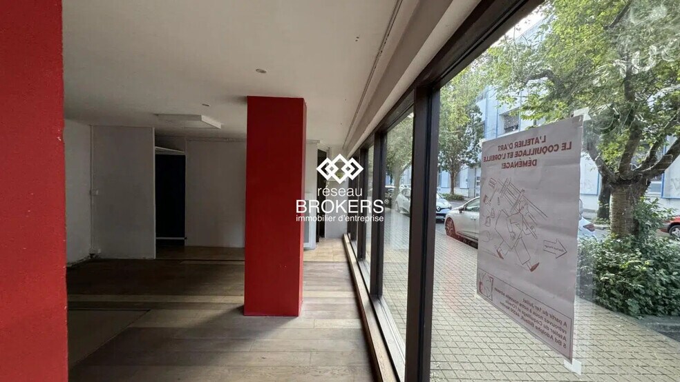 Retail in Nantes for lease - Interior Photo - Image 1 of 1