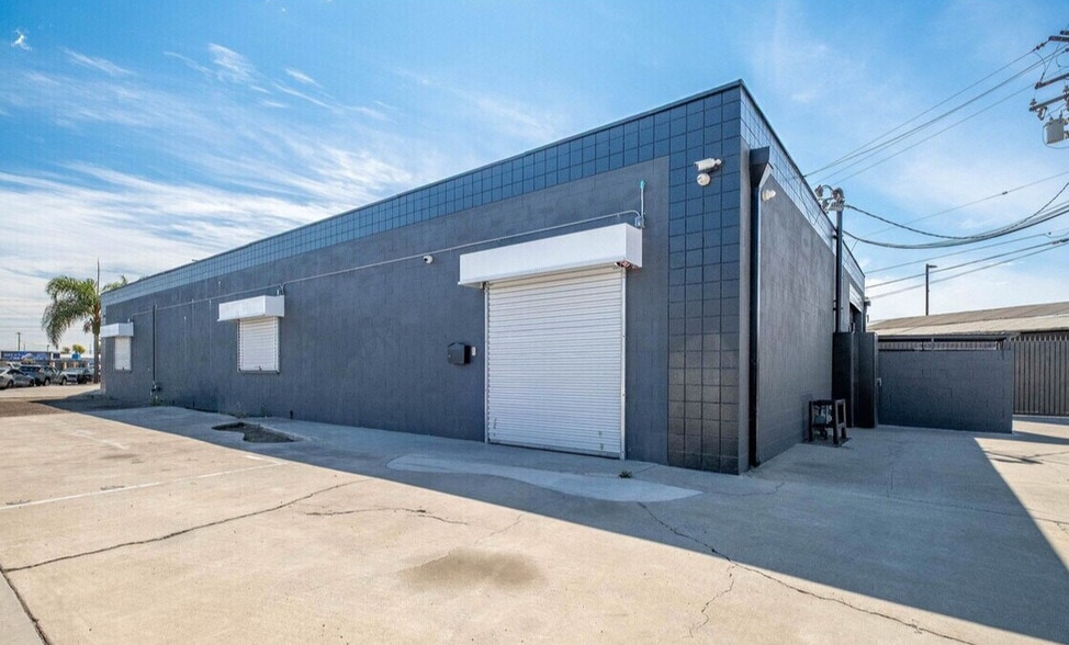 8100 Electric Ave, Stanton, CA for sale - Building Photo - Image 1 of 91
