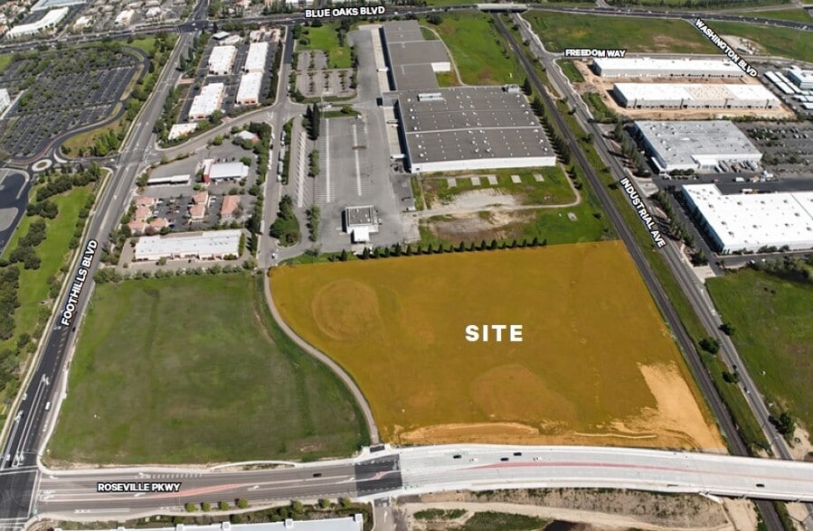 751 Roseville Pky, Roseville, CA for lease - Building Photo - Image 1 of 9