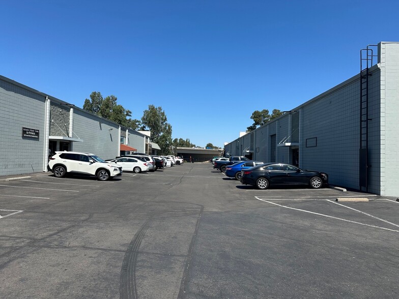 7322 Folsom Blvd, Sacramento, CA for lease - Building Photo - Image 2 of 13