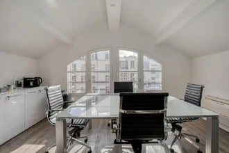 45 Rue Boissière, Paris for lease Interior Photo- Image 2 of 2