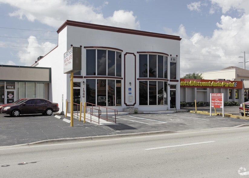 1586 E Commercial Blvd, Fort Lauderdale, FL for sale - Building Photo - Image 2 of 11