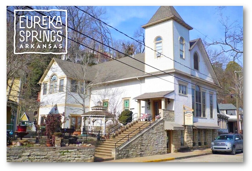 160 Spring St, Eureka Springs, AR for sale - Primary Photo - Image 1 of 12