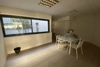 Office in Montpellier for lease Interior Photo- Image 2 of 2
