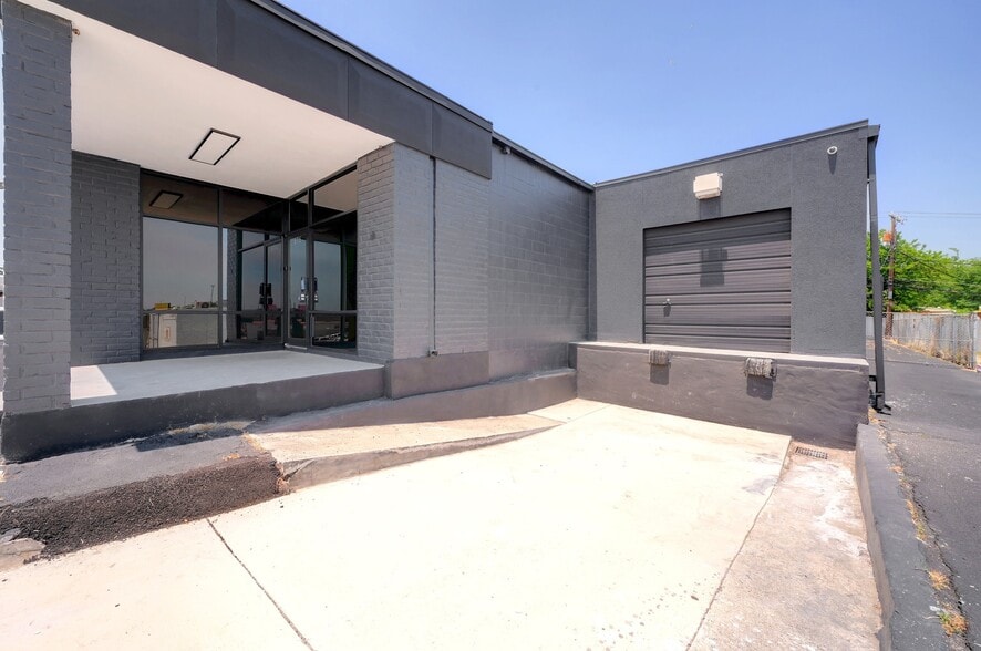 5715 Kenwick St, San Antonio, TX for lease - Building Photo - Image 2 of 37