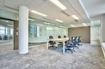 Office in Paris for lease Interior Photo- Image 2 of 11