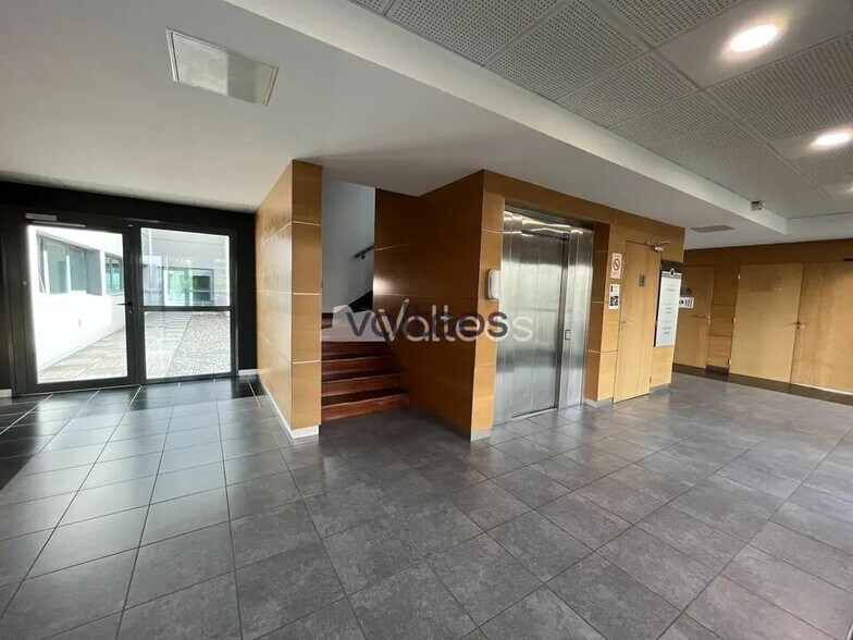 Office in Blagnac for lease - Building Photo - Image 3 of 11