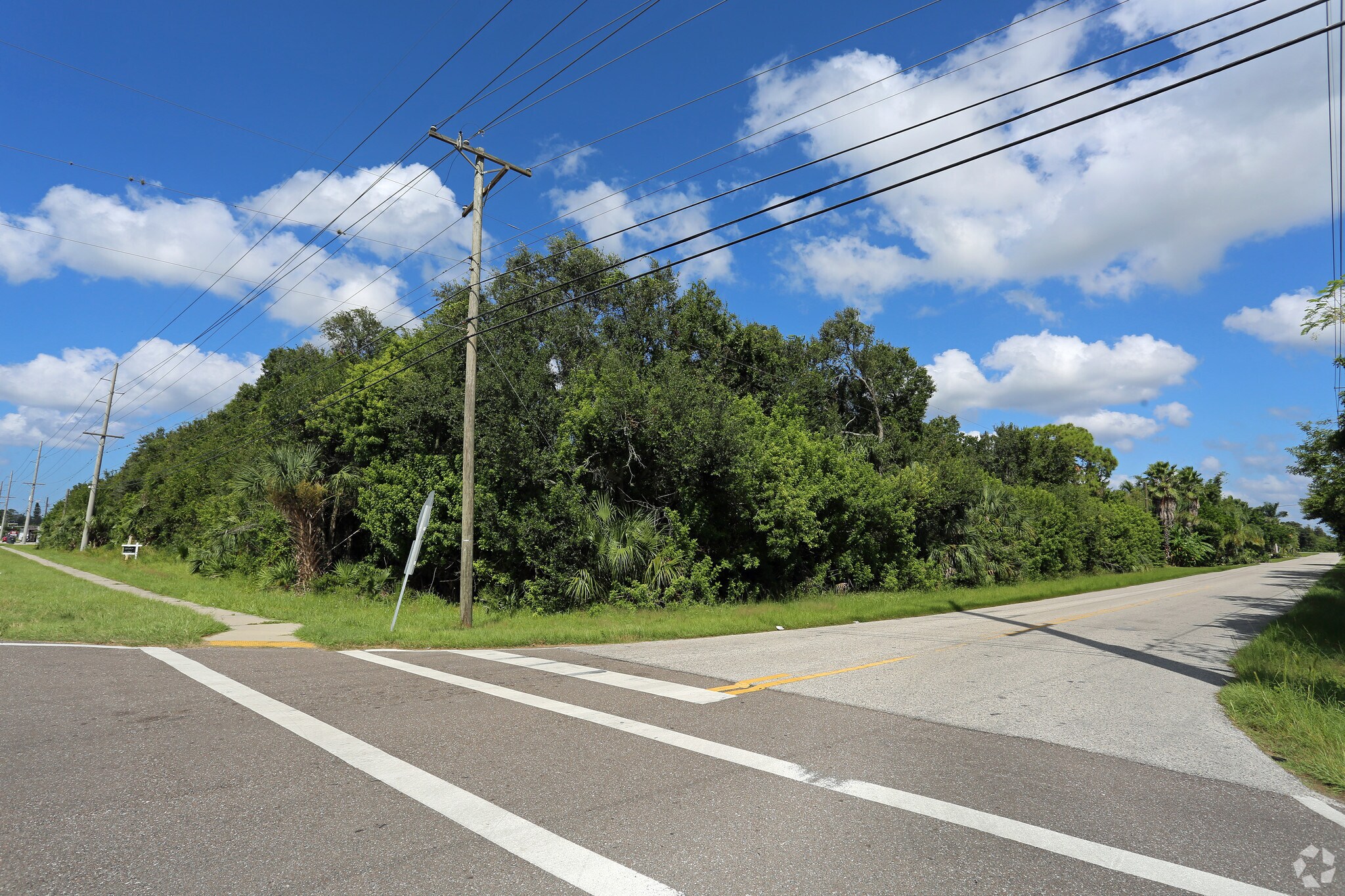 1811 US Hwy 41 S, Ruskin, FL for sale Primary Photo- Image 1 of 1