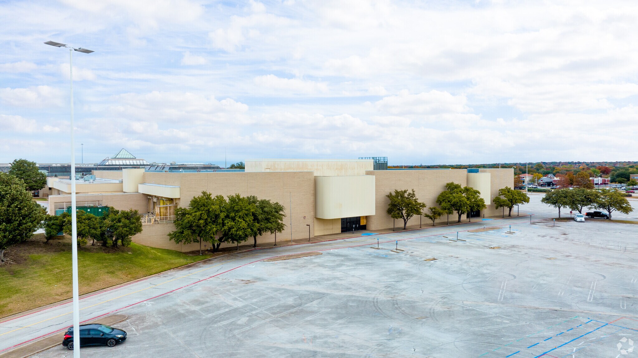 4900 S Hulen St, Fort Worth, TX for sale Primary Photo- Image 1 of 1