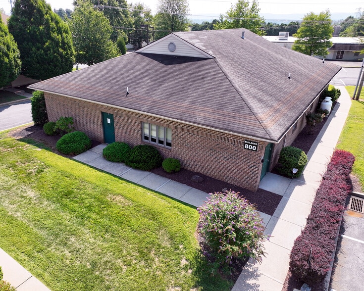 800 Coventry Dr, Phillipsburg, NJ for sale - Building Photo - Image 1 of 12