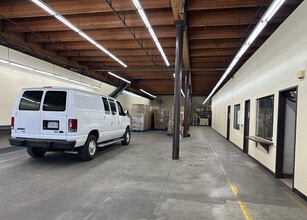 3957 S Hill St, Los Angeles, CA for lease Interior Photo- Image 2 of 4