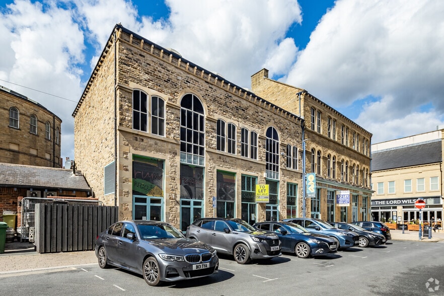 50 King St, Huddersfield for lease - Primary Photo - Image 1 of 2