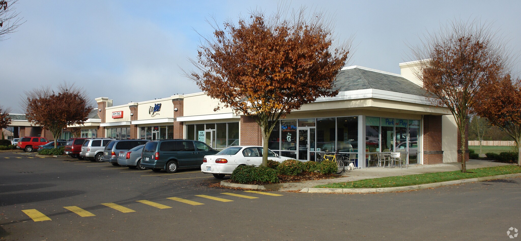 2866 Crescent Ave, Eugene, OR for lease Building Photo- Image 1 of 5