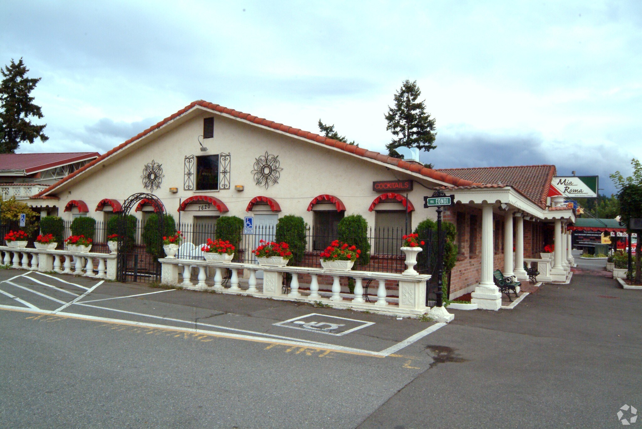 7620 NE Bothell Way, Kenmore, WA for sale Primary Photo- Image 1 of 1