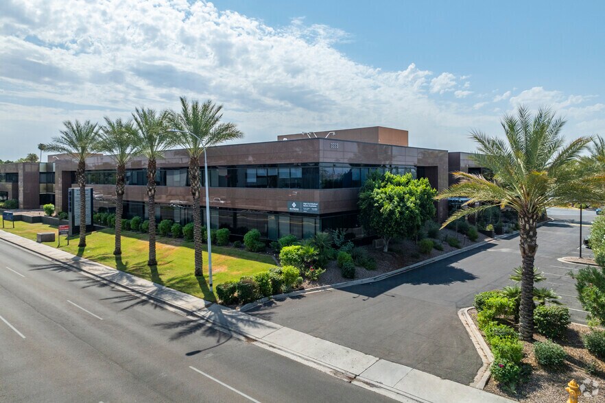 3333 E Camelback Rd, Phoenix, AZ for lease - Building Photo - Image 2 of 6