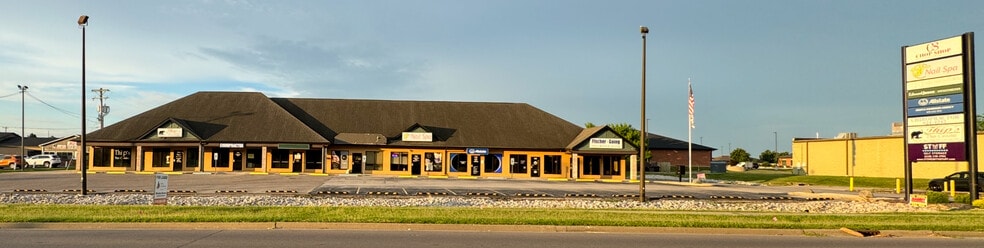 721 W US Highway 50, O'Fallon, IL for lease - Building Photo - Image 1 of 1
