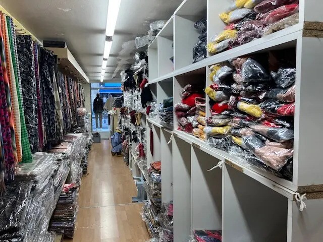 Retail in Lyon for lease Interior Photo- Image 1 of 26