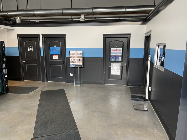 193 Northfield Rd, Northfield, IL for lease - Building Photo - Image 3 of 5