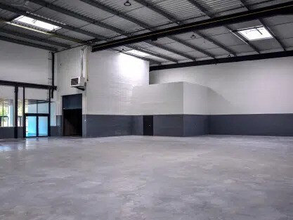 Industrial in Marines for sale - Building Photo - Image 1 of 9