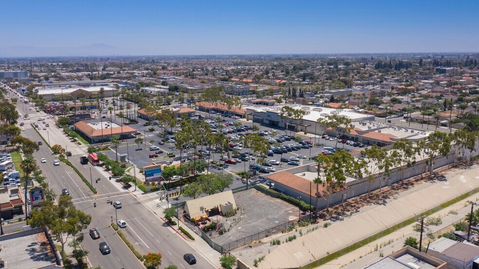 1209012146 Carson St, Hawaiian Gardens, CA 90716 Hawaiian Gardens
