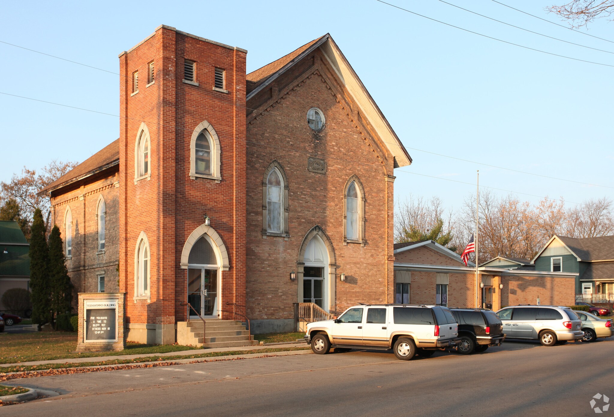 205 W Scott, Grand Ledge, MI for sale Primary Photo- Image 1 of 1