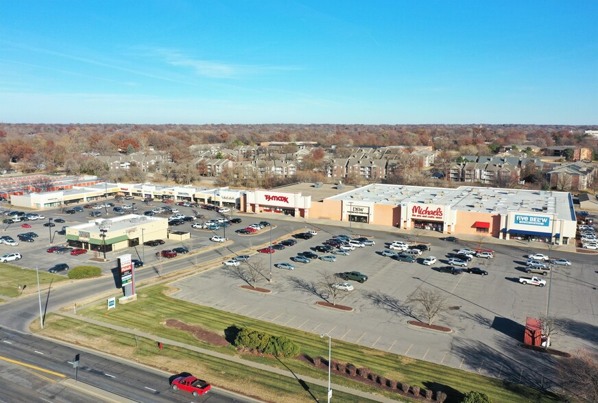 400 N 48th St, Lincoln, NE for lease - Building Photo - Image 1 of 7