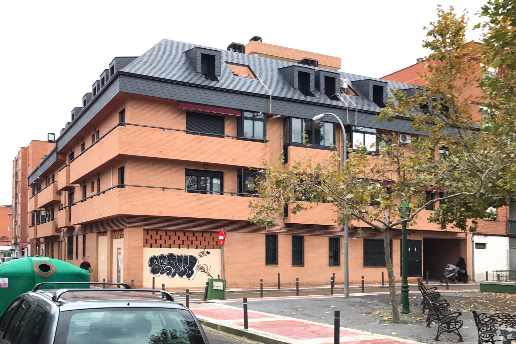 Multifamily in Collado Villalba, Madrid for sale Primary Photo- Image 1 of 2