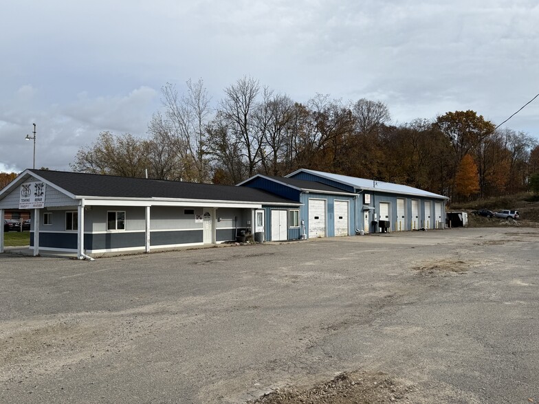1633 S Hanover, Hastings, MI for sale - Building Photo - Image 1 of 9