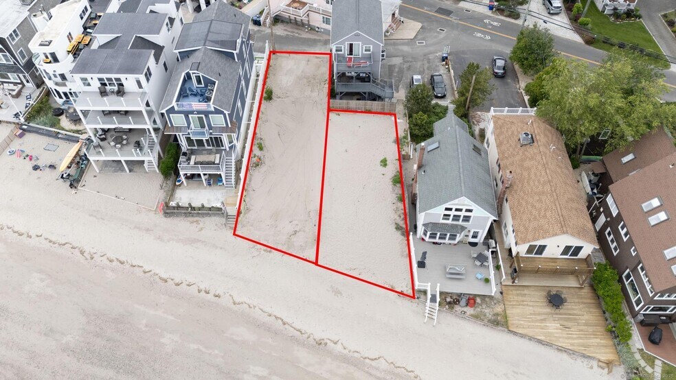 1003 & 1009 Fairfield Beach Rd, Fairfield, CT for sale - Primary Photo - Image 1 of 1