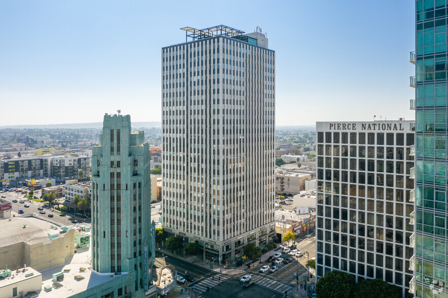 3810 Wilshire Blvd, Los Angeles, CA for lease - Building Photo - Image 1 of 5