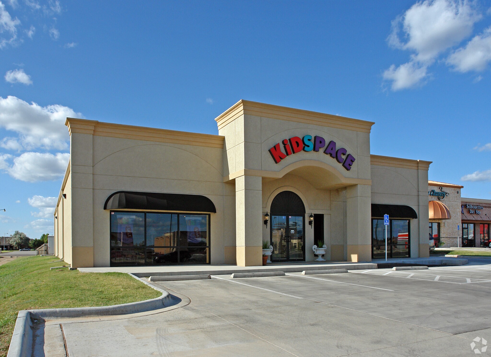 6028 82nd St, Lubbock, TX for sale Primary Photo- Image 1 of 1