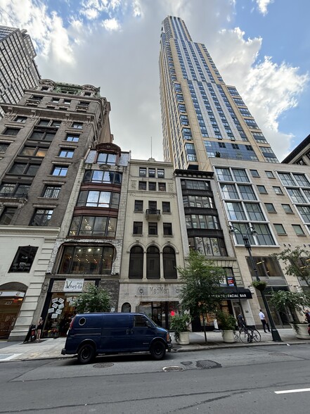 433 Fifth Ave, New York, NY for lease - Building Photo - Image 2 of 14