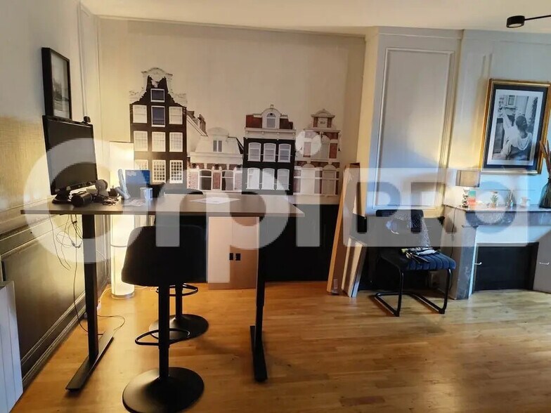 Office in Limoges for lease - Interior Photo - Image 2 of 8